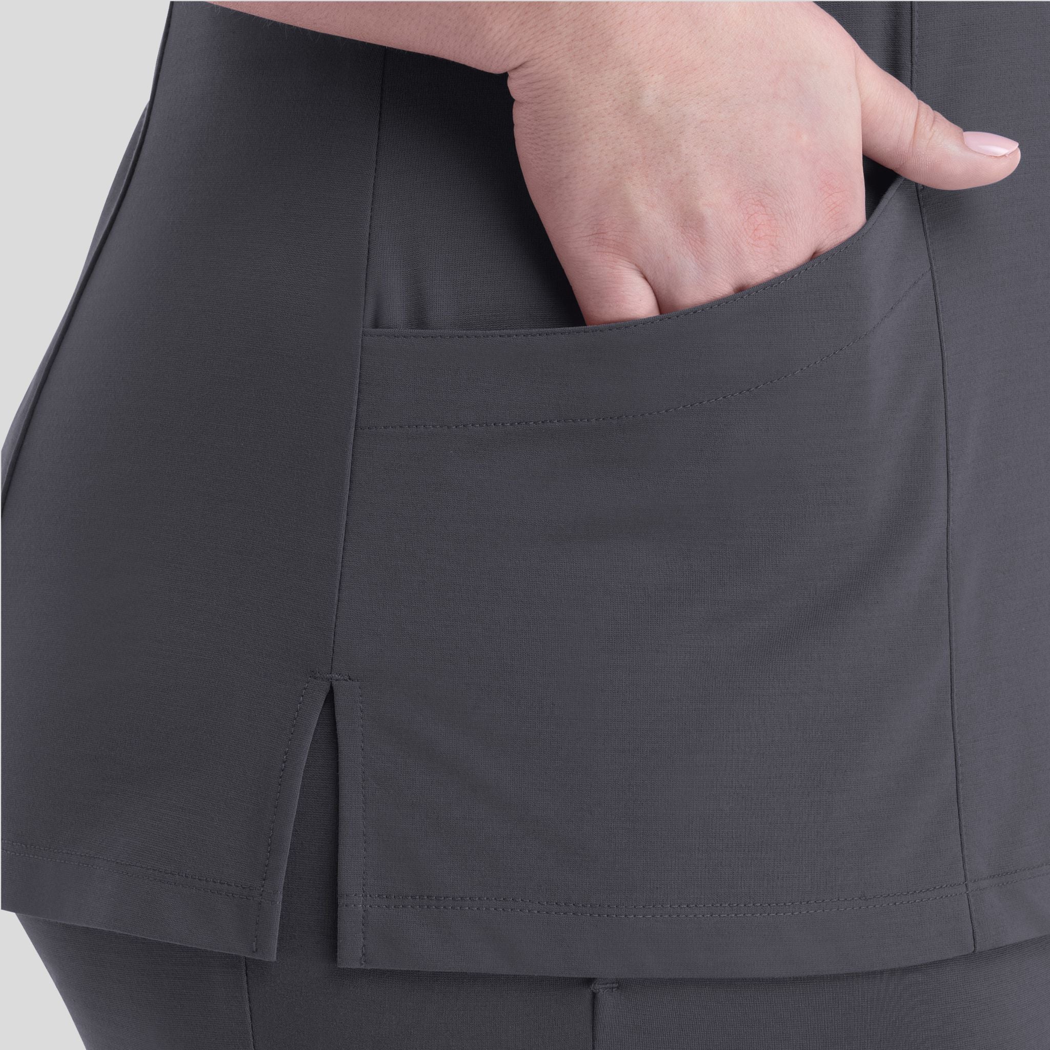 Maevn_Focus_20302_pewter_pocket