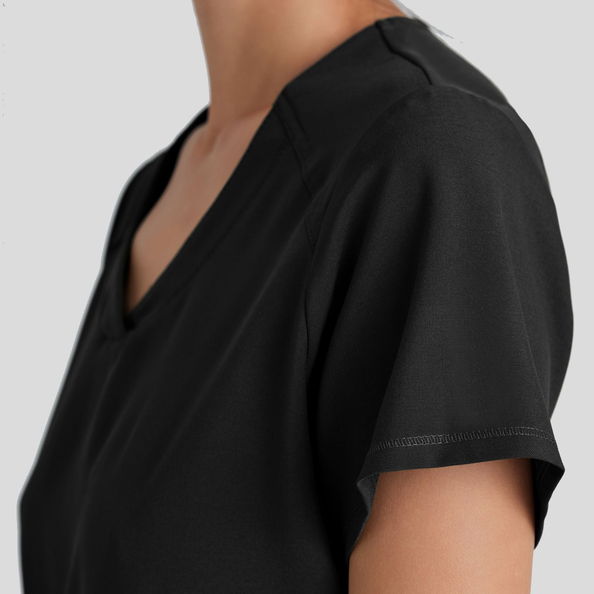 BARCO_GREYSANATOMY_EVOLVE_GSST180_BLACK_DETAIL