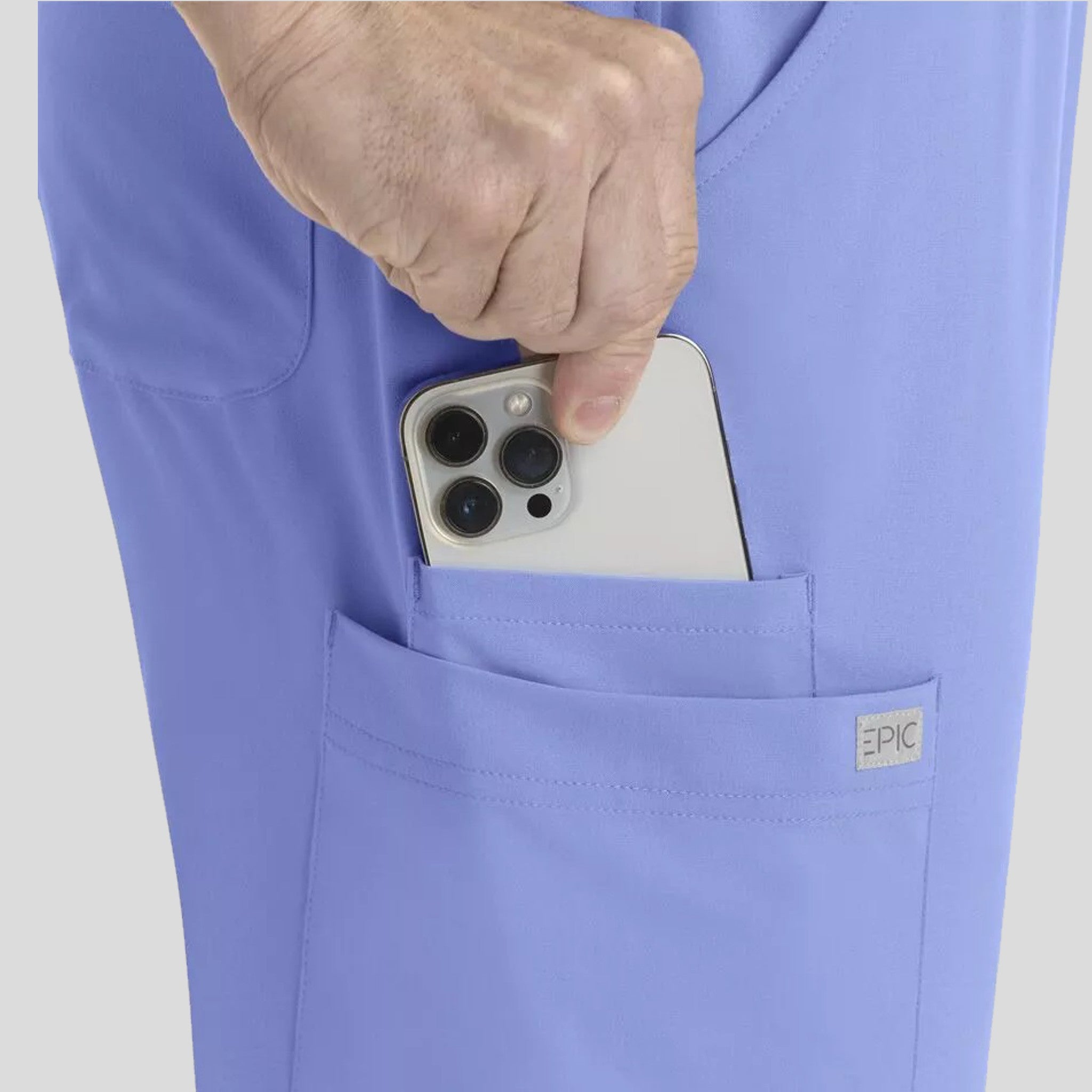 Epic_9852_Ceil_Detail