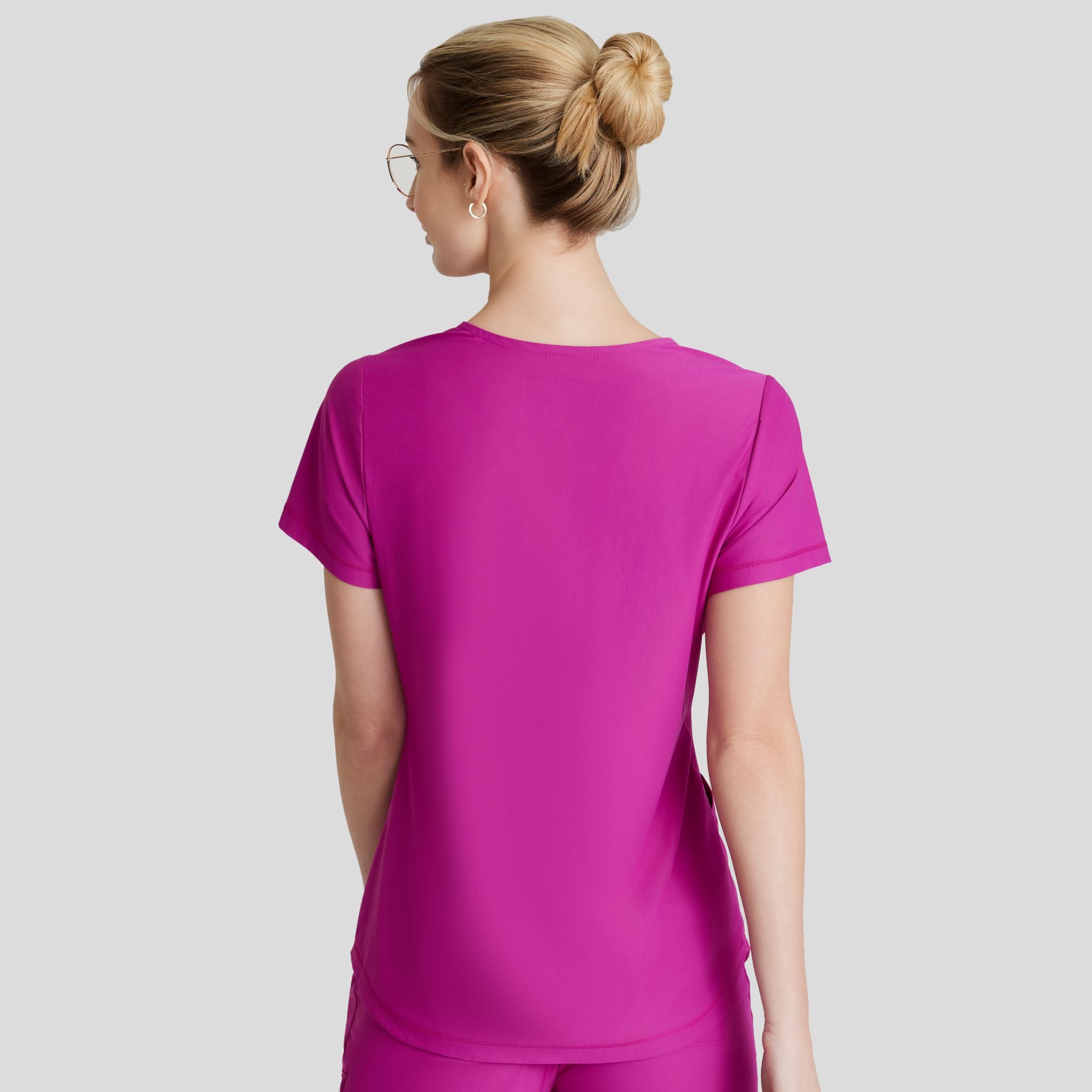 Serene 3-Pocket V-Neck Top | Deep Magenta